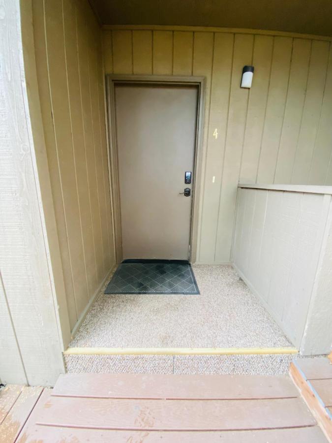 Beautiful 2 Bedroom 1 Bath Apartment With Private Garage Anchorage Extérieur photo